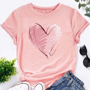 Chic Heart Graphic Tee for Women - Casual Short Sleeve, Crew Neck, Breathable Po